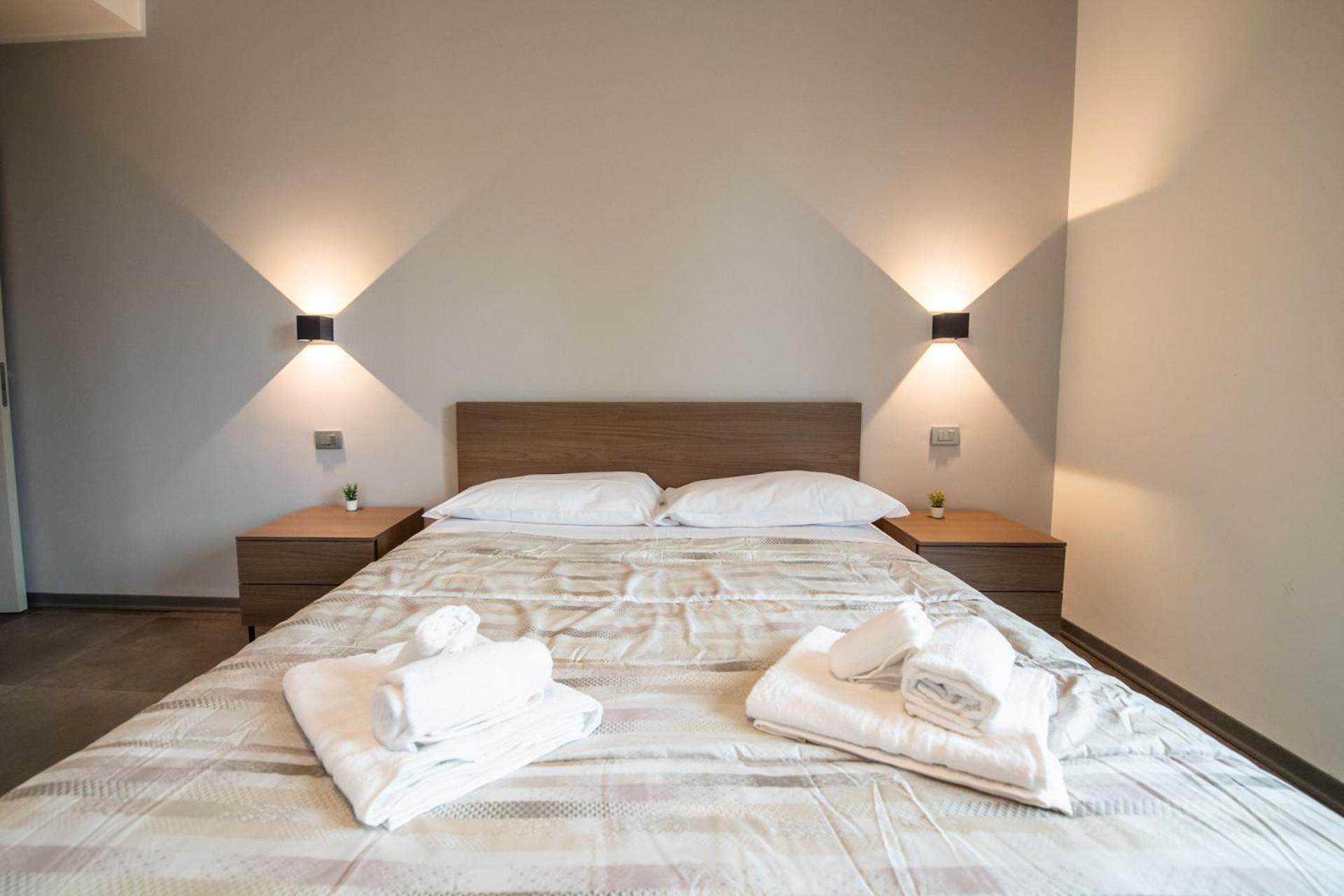 350 M Da Ospedale Maggiore L Parcheggio Prive L Rooms Parma Zewnętrze zdjęcie